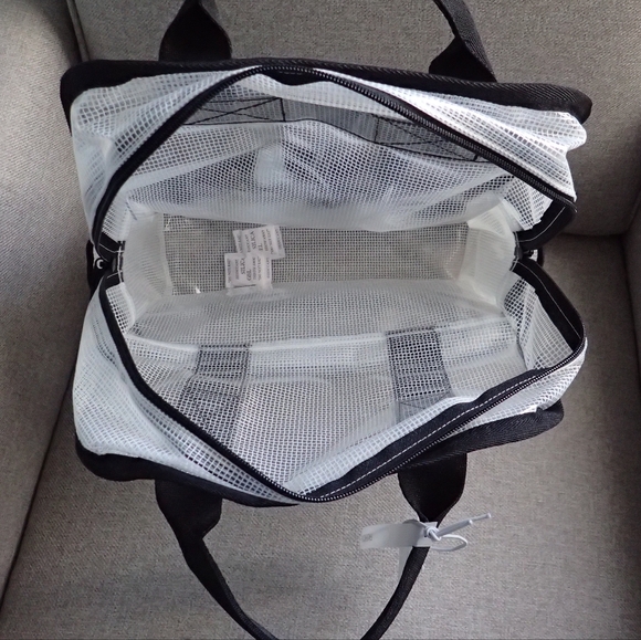 LeSportsac Boxy Clear Backpack - NWT - Picture 2 of 8